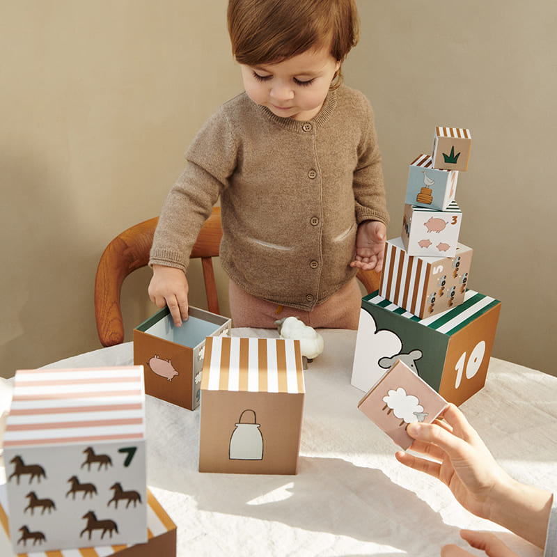 Бумажные кубики с цифрами LIEWOOD "Aaren Vehicles Downtown", бежевый микс - фото №7