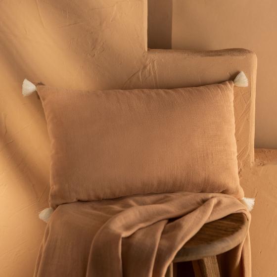 Подушка декоративная Nobodinoz "Sublim Nude", пудровая, 20 x 35 см