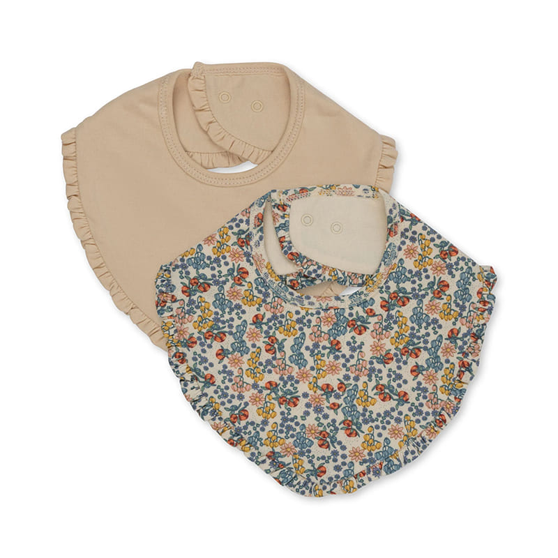 

Набор детских текстильных нагрудников c рюшами Konges Slojd "Basic Frill Fleur", 2 шт, цветочный сон