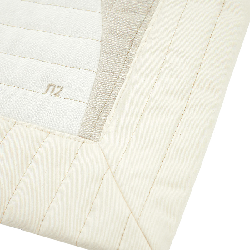 Стеганое одеяло из льна Nobodinoz "Lin Francais Moon", кремовый, 69 х 82 см - фото №3