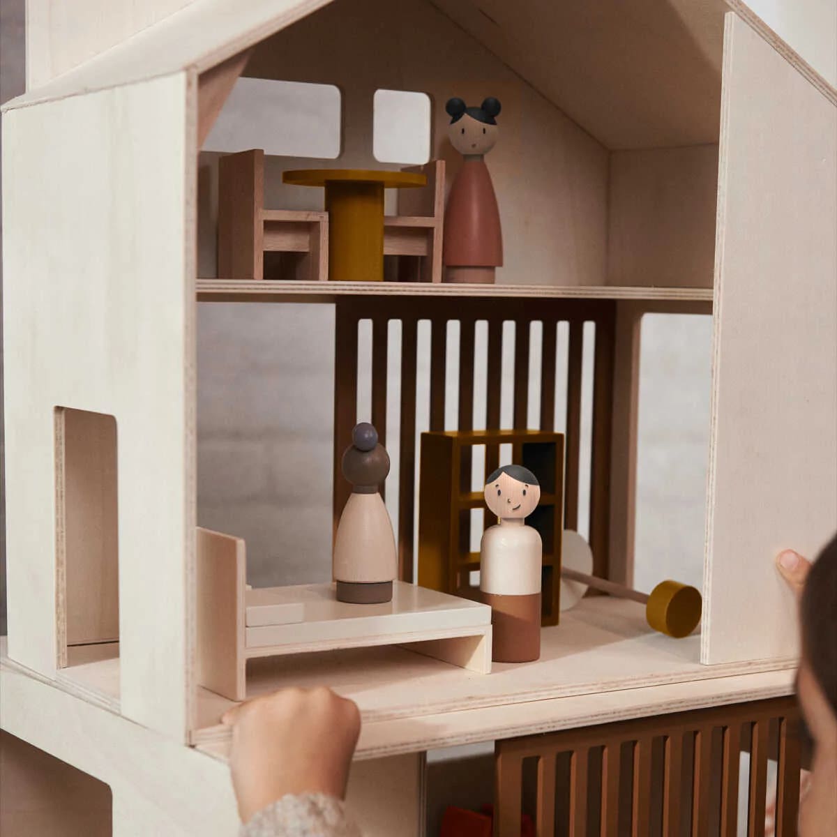 Как сделать детский кукольный домик своими руками (+бонус-видео)