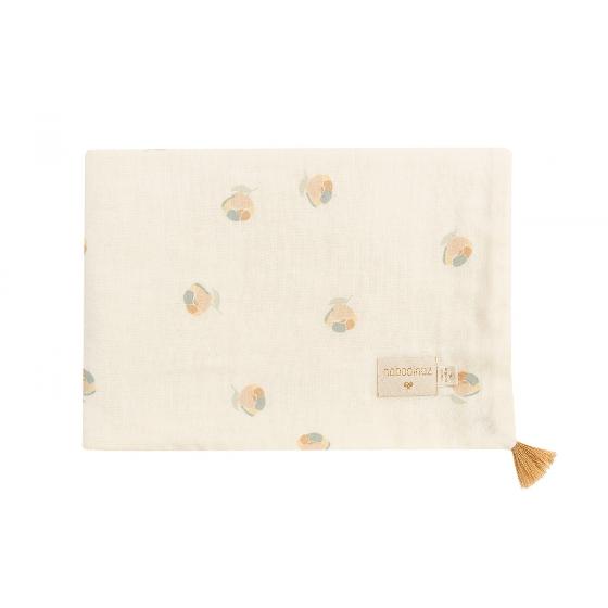 Легкое одеяло Nobodinoz "Treasure Blossom", нежные бутоны, 100 х 70 см