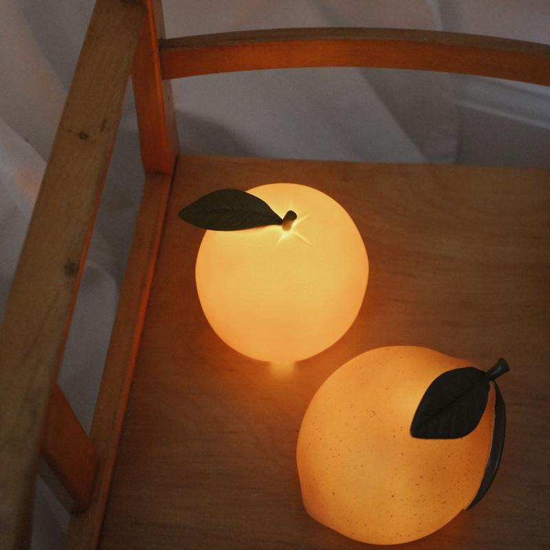 Светильник в виде апельсина Konges Slojd, оранжевый - Фото № 3