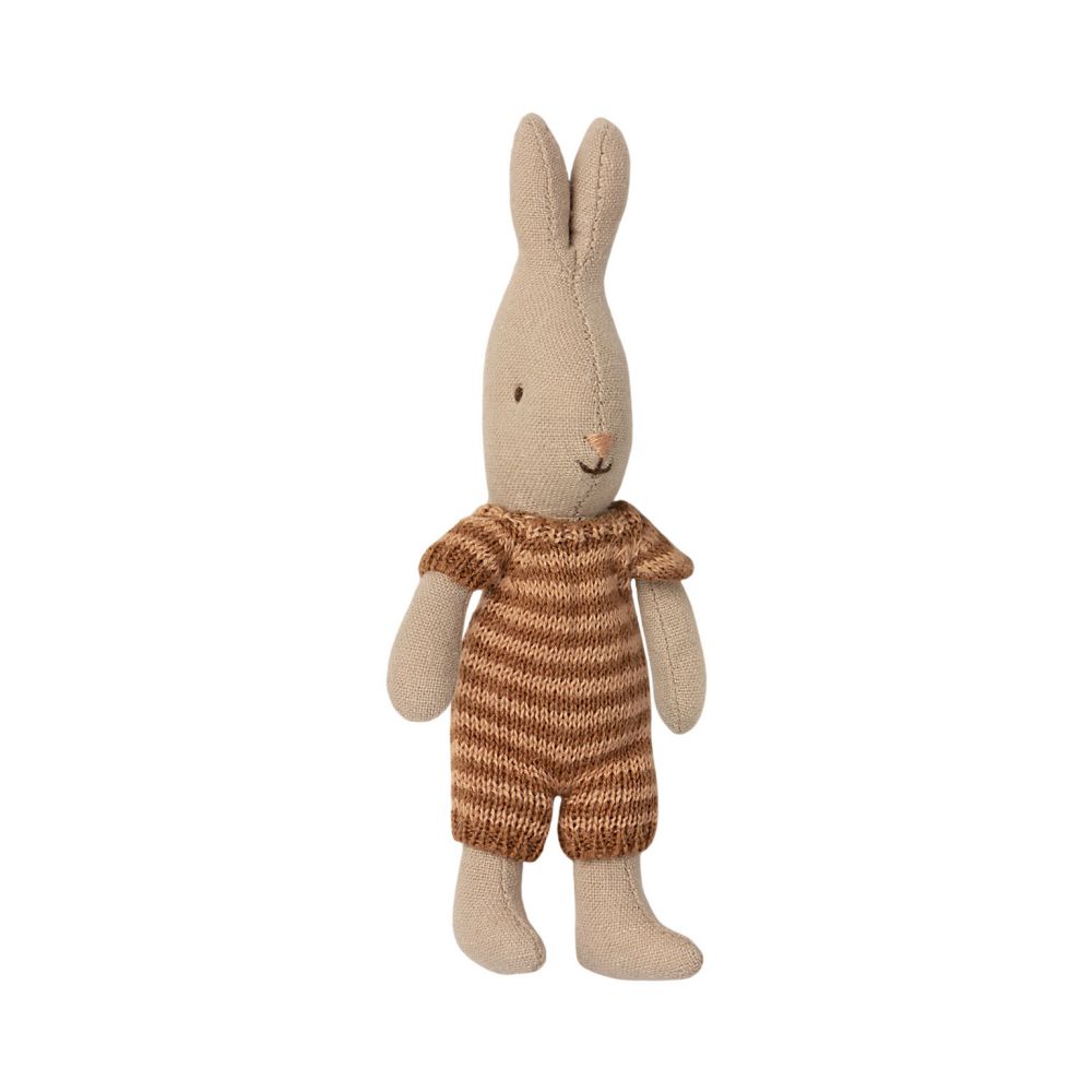 Кролик, Микро, в коричневом комбинезоне, '21