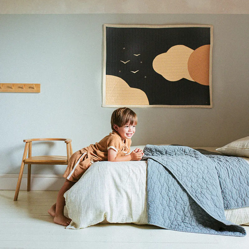 Стеганый игровой коврик-одеяло Nobodinoz "Sky", бежевый, 95 х 73 см - фото №6