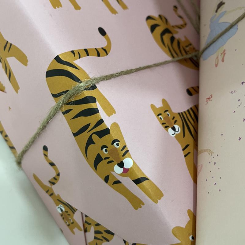 Подарочная упаковка заказа "Тигры"