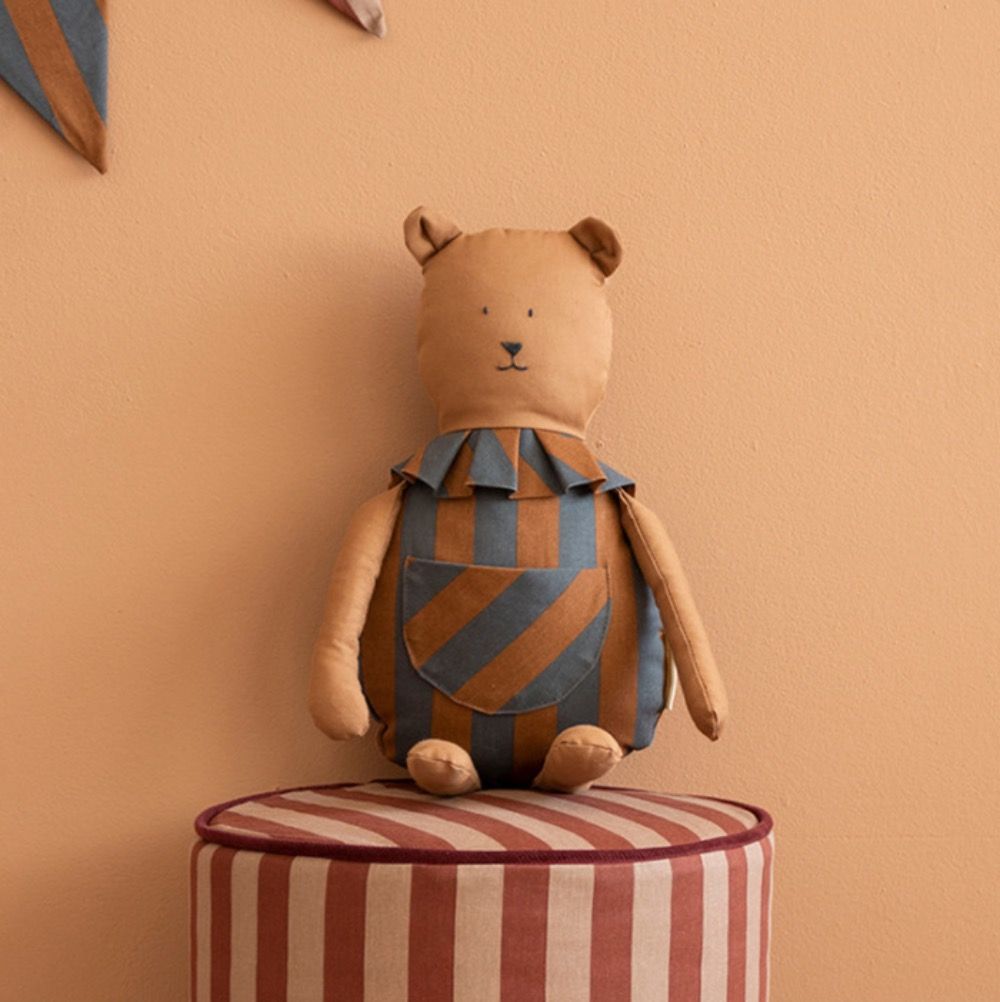 Текстильная игрушка в виде медведя Nobodinoz "Majestic Bear Blue", голубая - фото №7