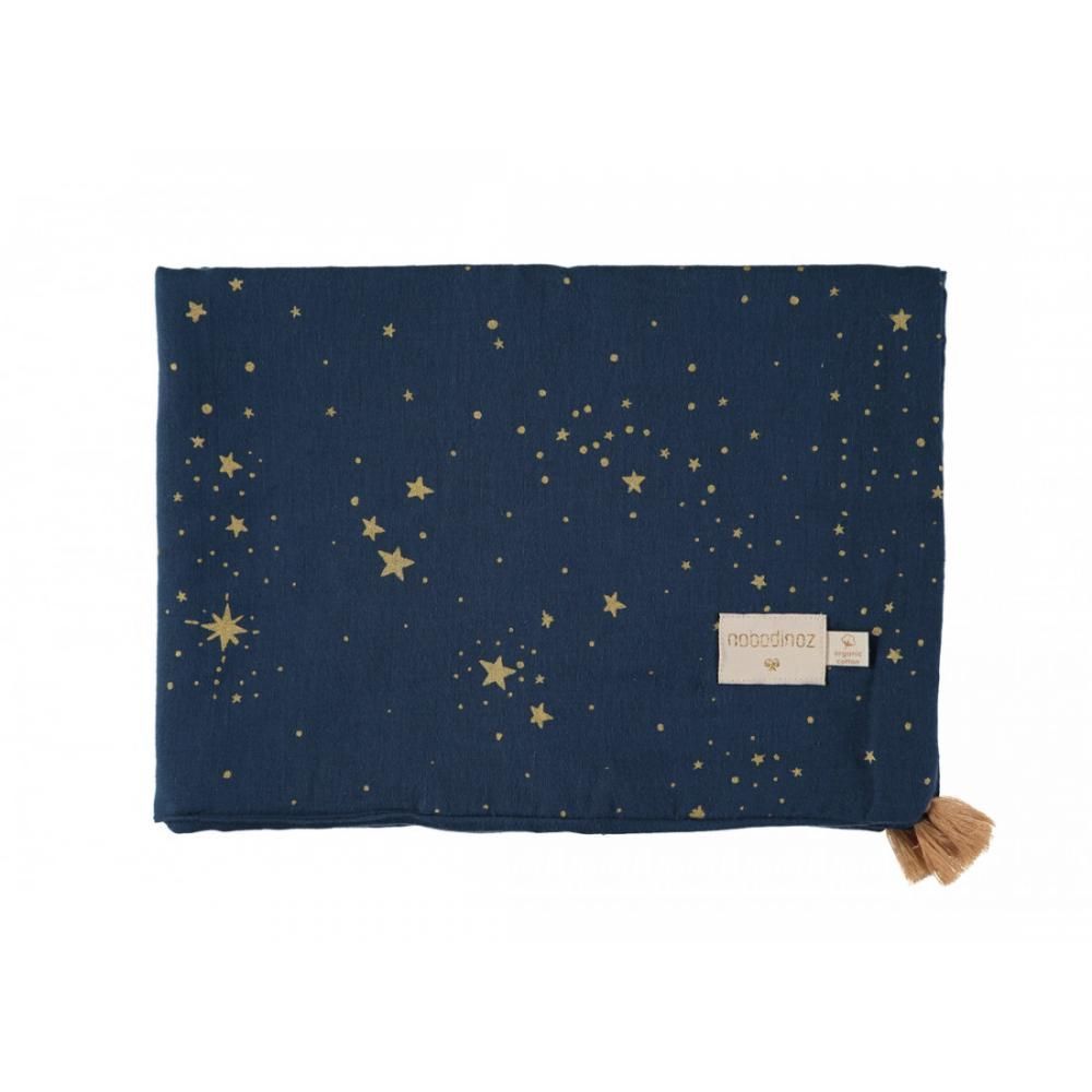 Легкое одеяло Nobodinoz "Treasure Gold Stella/Night Blue", россыпь звезд с синим, 100 х 70 см - фото №1