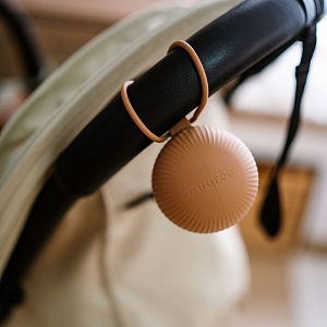 Контейнер для пустышки nuuroo "Camille Chocolate Malt", шоколадый