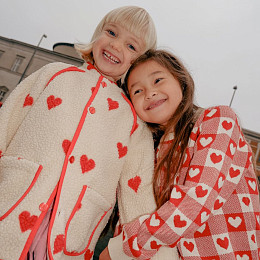 Жакет флисовый Flöss "Simone Soft White Heart", пылающие сердца