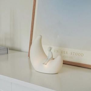 Светильник в виде луны Cam Cam Copenhagen "Moon", молочный