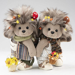 Еж TeddyTales "Мори", с костюмом, M, серый, 30 см