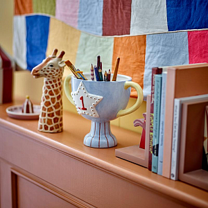 Ваза керамическая призовая Bloomingville MINI "Trophy", голубая