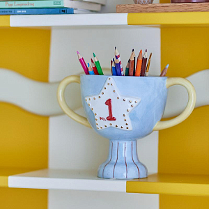 Ваза керамическая призовая Bloomingville MINI "Trophy", голубая