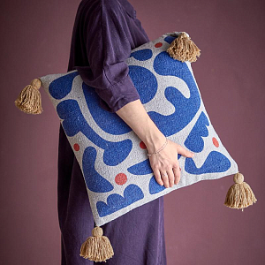 Подушка декоративная Bloomingville "Eviaya", голубая, 45 х 45 см