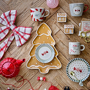 Тарелка керамическая Bloomingville "Yule", молочная с зеленым