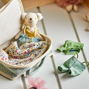 Текстильная игрушка Bloomingville MINI "Мышка Lara", кремовая