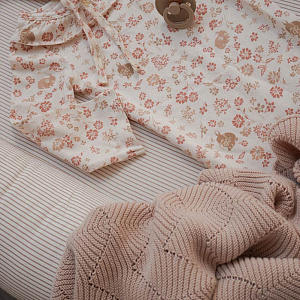 Плед вязаный для новорожденных Cam Cam Copenhagen "Scallop", миндальный, 100 х 80 см