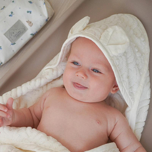 Полотенце для новорожденных с капюшоном Cam Cam Copenhagen "White", белое