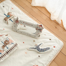 Развивающая игрушка-зеркало Cam Cam Copenhagen "Carousel", кремовая