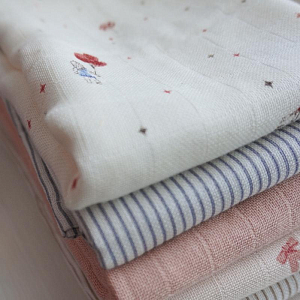 Набор муслиновых пеленок Cam Cam Copenhagen "Carousel", 2 шт, микс с кремовым, 70 x 70 см