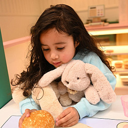 Зайчик BON TON TOYS "Bunny biscuit", бежевый, 20 см