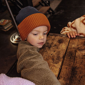 Шапка-бини вязаная Hello Hossy "Flow Polo", синяя