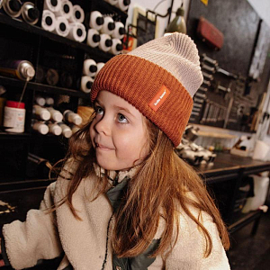 Шапка-бини вязаная Hello Hossy "Flow Tom", шоколадный крем