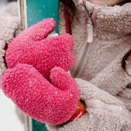 Варежки меховые Hello Hossy "Heaty Tara", вишневая глазурь