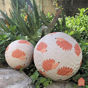 Мяч игровой Petit Jour "The Hedgehogs", карамельный, большой