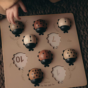 Пазл деревянный Mrs. Ertha "My Ladies", бежевый, большой