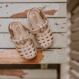 Сандалии пляжные Mrs. Ertha "Soft Peanut", арахисовое масло