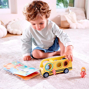 Игровой набор Hape "Играем вместе", школьный автобус
