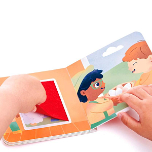 Игровой набор Hape "Фермерские приключения", детская иллюстрированная книга Hape Land