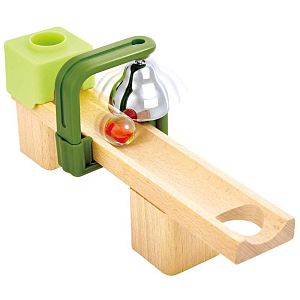 Деревянный конструктор Hape "Эффект домино", приключения динозавров, с шариками и фигурками