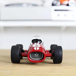 Машина PLAYFOREVER "Малибу Росс", красная