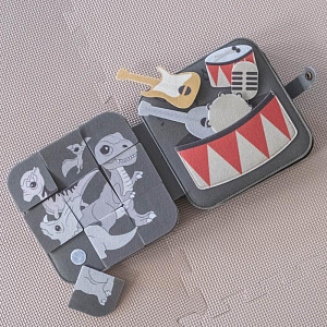 Книга развивающая из фетра Зэтс Майн (That's Mine) "Эмори Динозавр"