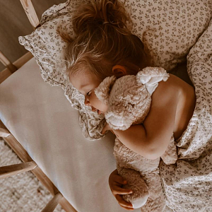 Мягкая игрушка Mrs. Ertha "Свинка Mr. Pipper", розовая, 31 см