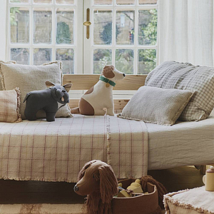 Подушка Лорена Каналс (Lorena Canals) "Джимми", 34 х 27 х 15 см