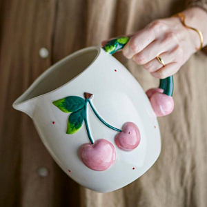 Кувшин керамический Bloomingville "Berrie", кремовый с розовым, 1,8 л