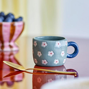 Кружка керамическая Bloomingville "Nini", бирюзовая с цветами, 110 мл