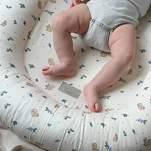 Кокон-гнездышко Кам Кам Копенгаген (Cam Cam Copenhagen) "Черника", молочный