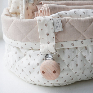 Держатель для пустышки Кам Кам Копенгаген (Cam Cam Copenhagen) "Рябина", кремовый