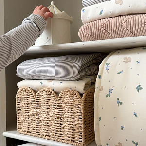 Бортик для детской кроватки Кам Кам Копенгаген (Cam Cam Copenhagen) "Черника", молочный