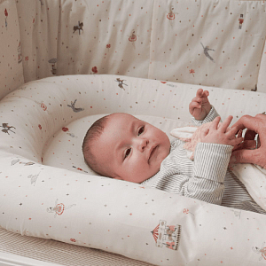 Бортик для детской кроватки Кам Кам Копенгаген (Cam Cam Copenhagen) "Карусель", кремовый