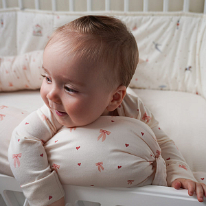 Бортик для детской кроватки Кам Кам Копенгаген (Cam Cam Copenhagen) "Карусель", кремовый