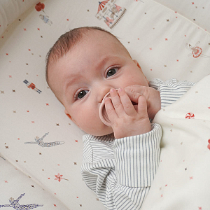 Кокон-гнездышко Кам Кам Копенгаген (Cam Cam Copenhagen) "Карусель", кремовый