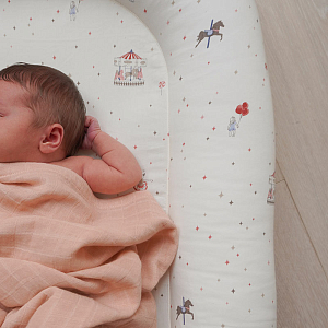 Кокон-гнездышко Кам Кам Копенгаген (Cam Cam Copenhagen) "Карусель", кремовый