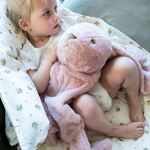 Плюшевая игрушка Зэтс Майн (That's Mine) "Кролик Хьюстон", розовый, 57 см