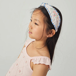 Ободок с вышивкой Джинджерснэпс (Gingersnaps) "Дельта", снежные розы